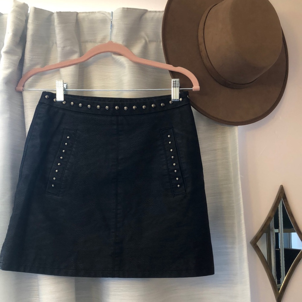 Faux Leather mini skirt